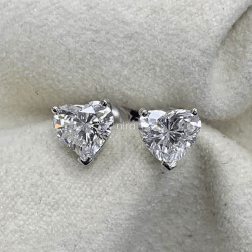 Amour Heart Solitaire Studs