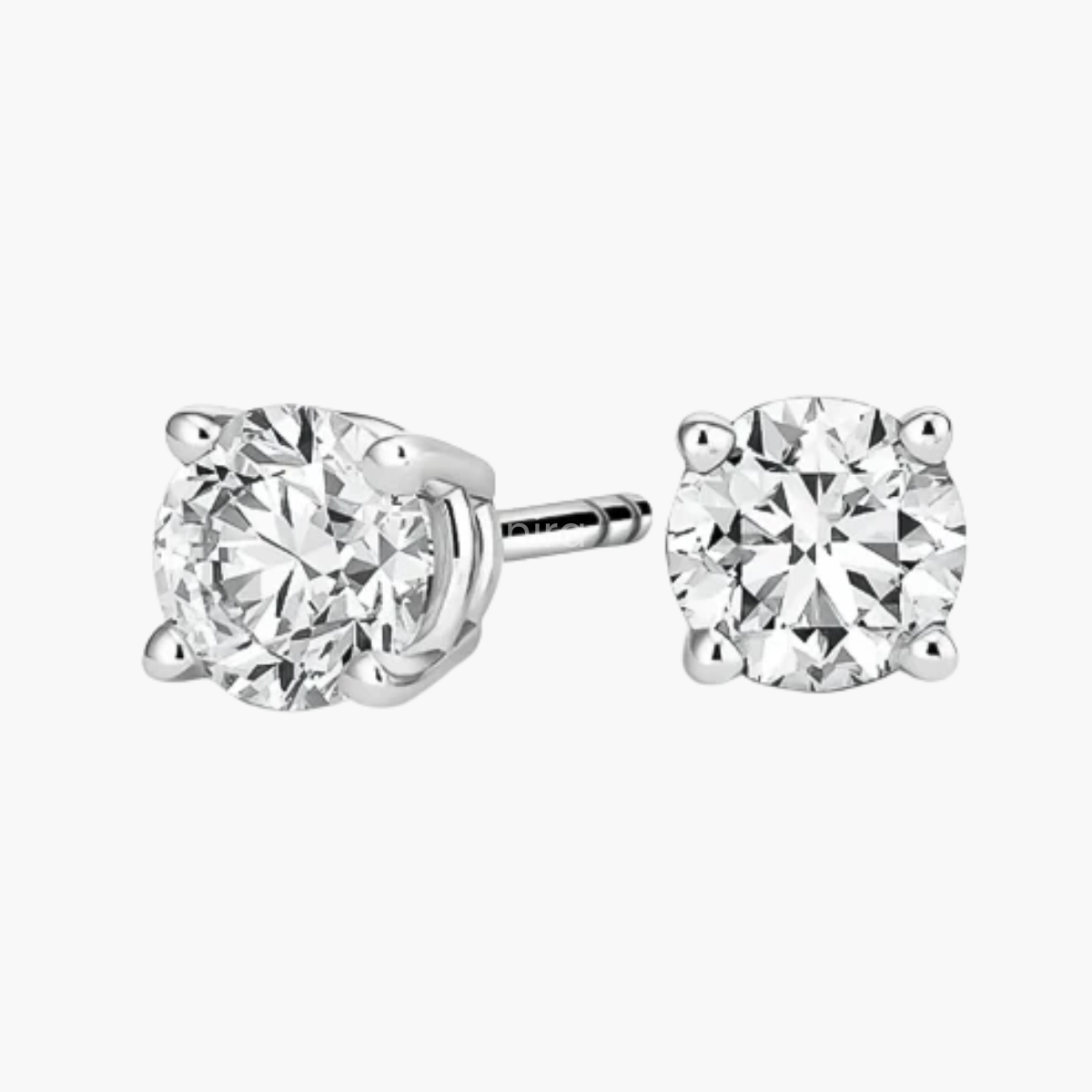 Heritage Round Solitaire Studs